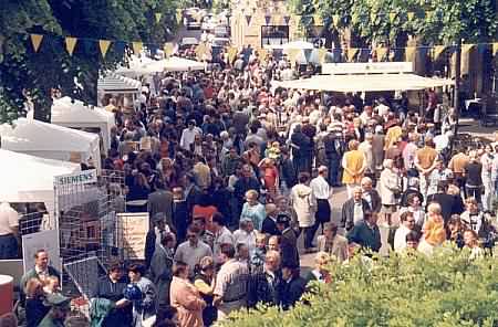 Handwerker- und Spargelmarkt in Walbeck